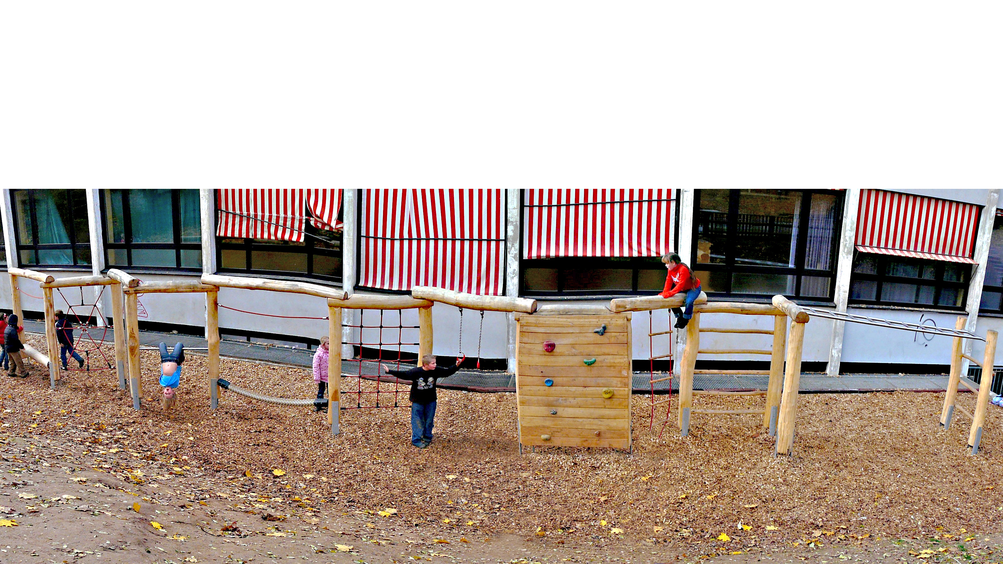Schul-Kletterwand 11-teilig Ansicht 2