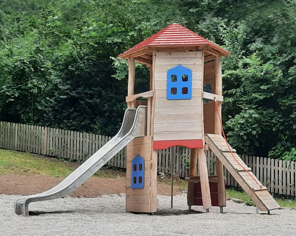 Sechseckturm Rosengarten Ansicht 2