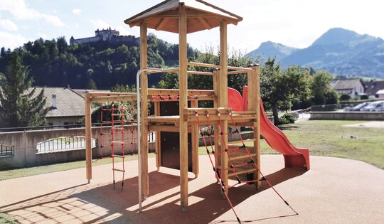 Kletterwelt mit Dach Ansicht 1