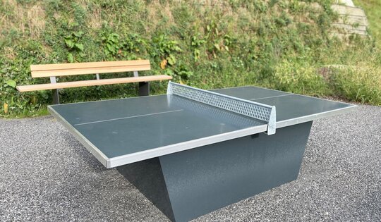 Tischtennis box anthrazit, mit Metallunterbau Ansicht 2