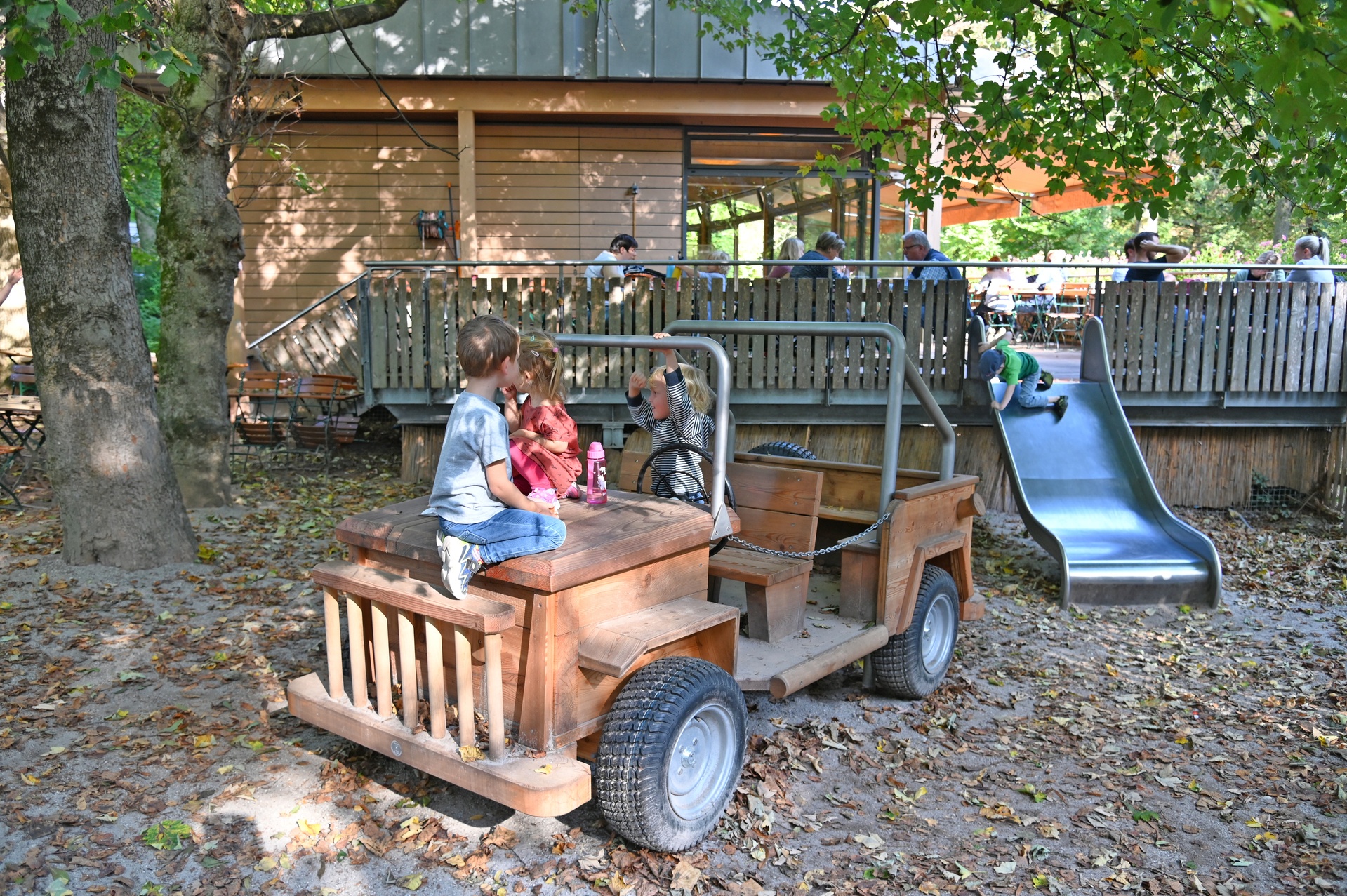 Geländewagen Ansicht 5