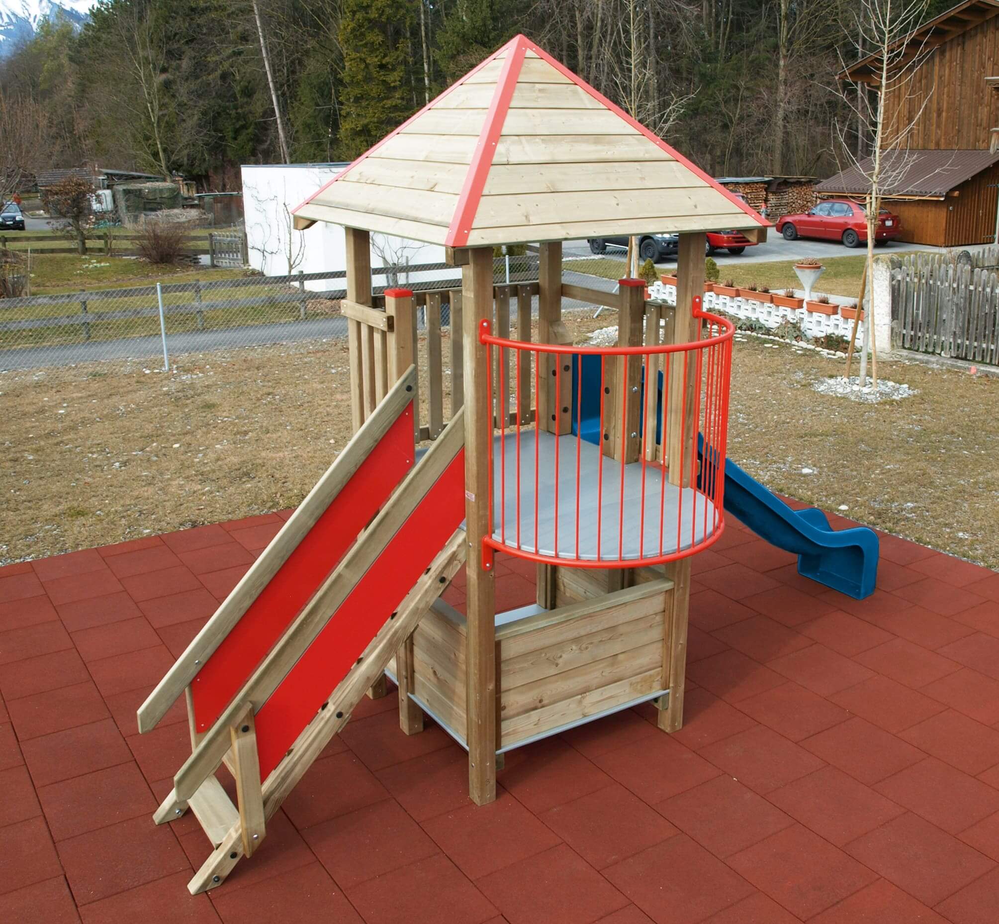 Quadro-Turm mit Balkon Ansicht 5