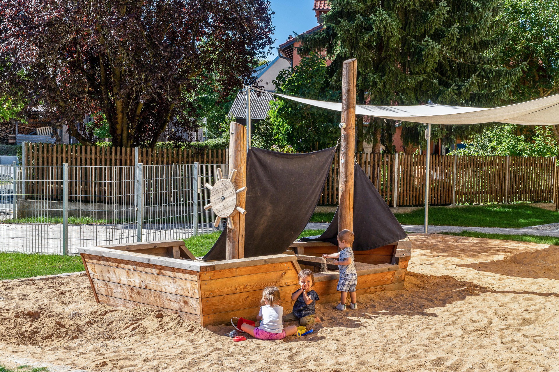 Sandspielschiff Ansicht 3