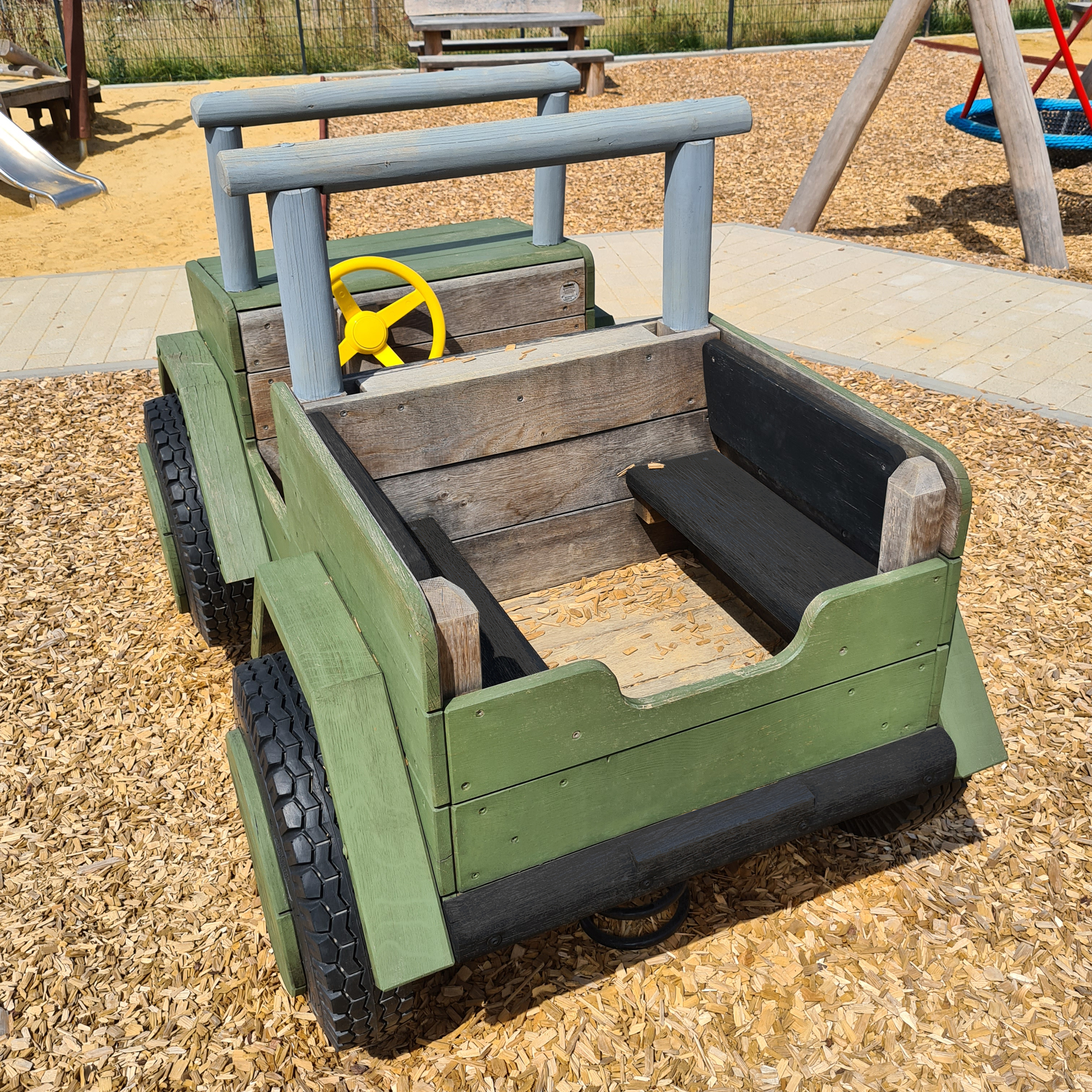 Feder-Jeep Ansicht 4
