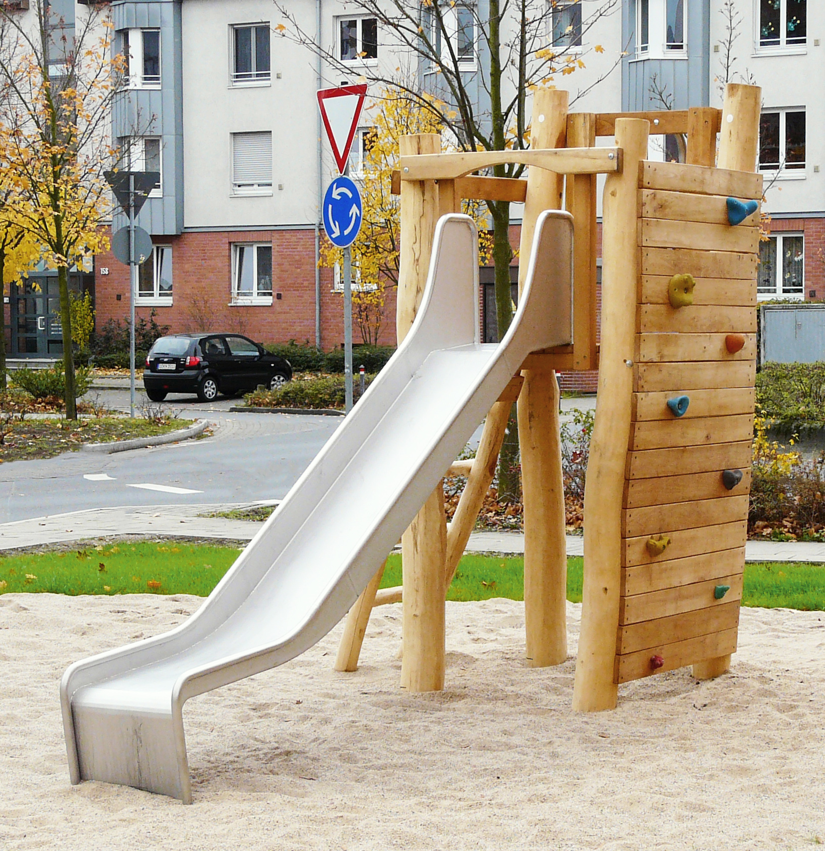 Spielturm Am Rosenkopf Ansicht 2