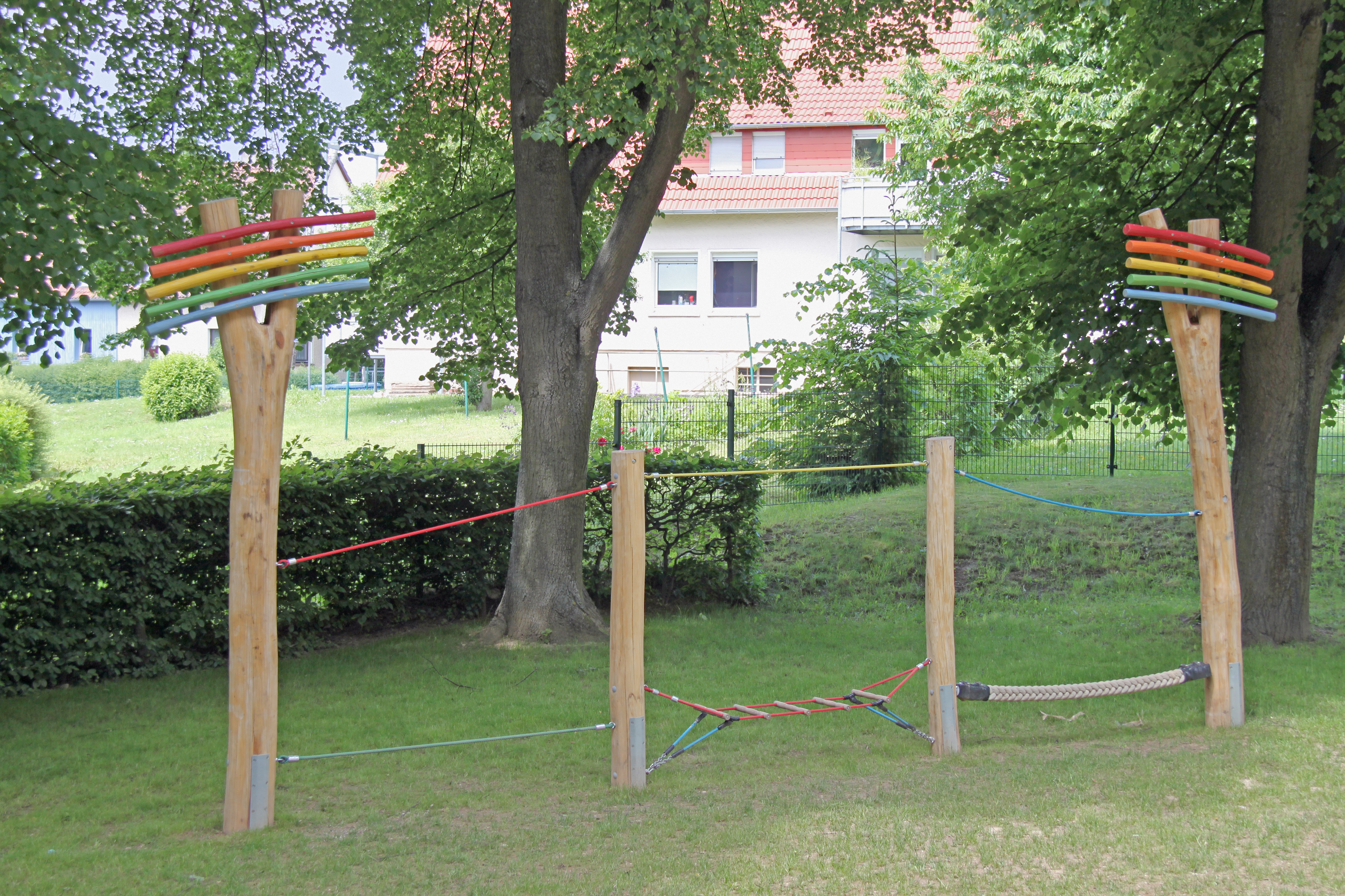 Balancierparcours Unterm Regenbogen Ansicht 2