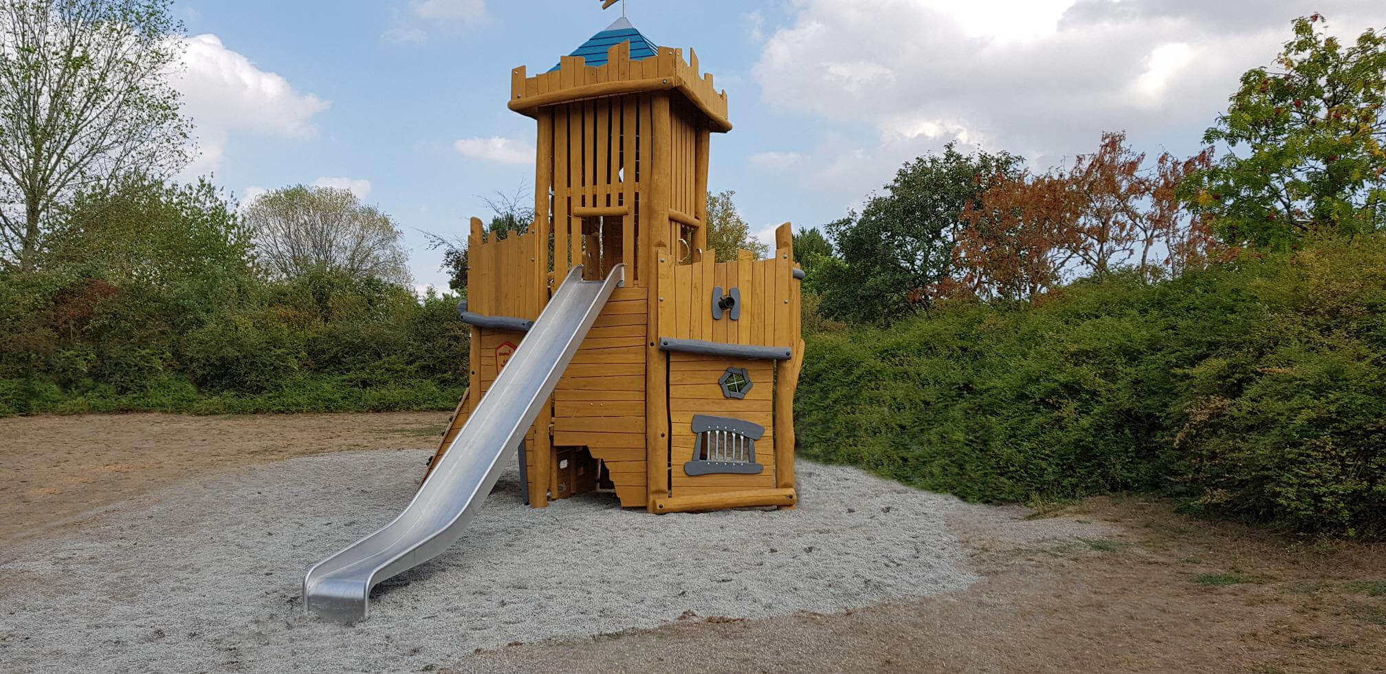 Robinienschloss, klein NRO420 Ansicht 4