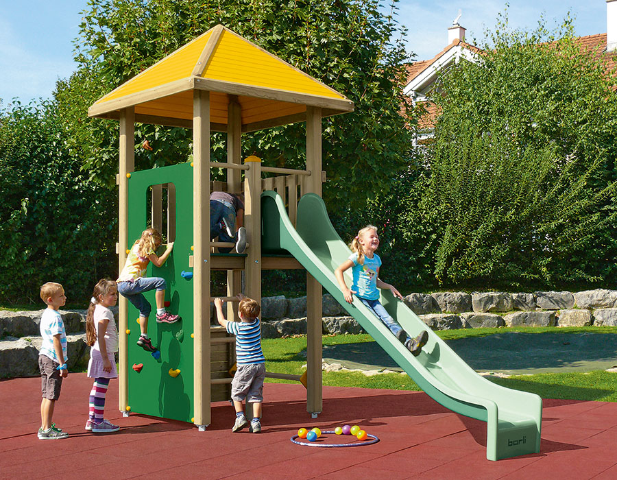 Spielturm-Kombination Kantholz, Podesthöhe 150 cm, Pyramidendach, Rutsche, mit Bergsteigerwand und Alu-Füllung Ansicht 4