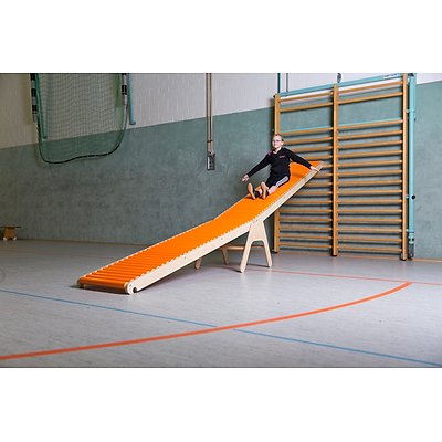 Sport-Thieme Trapezbock für Rollenrutschbahn Ansicht 3