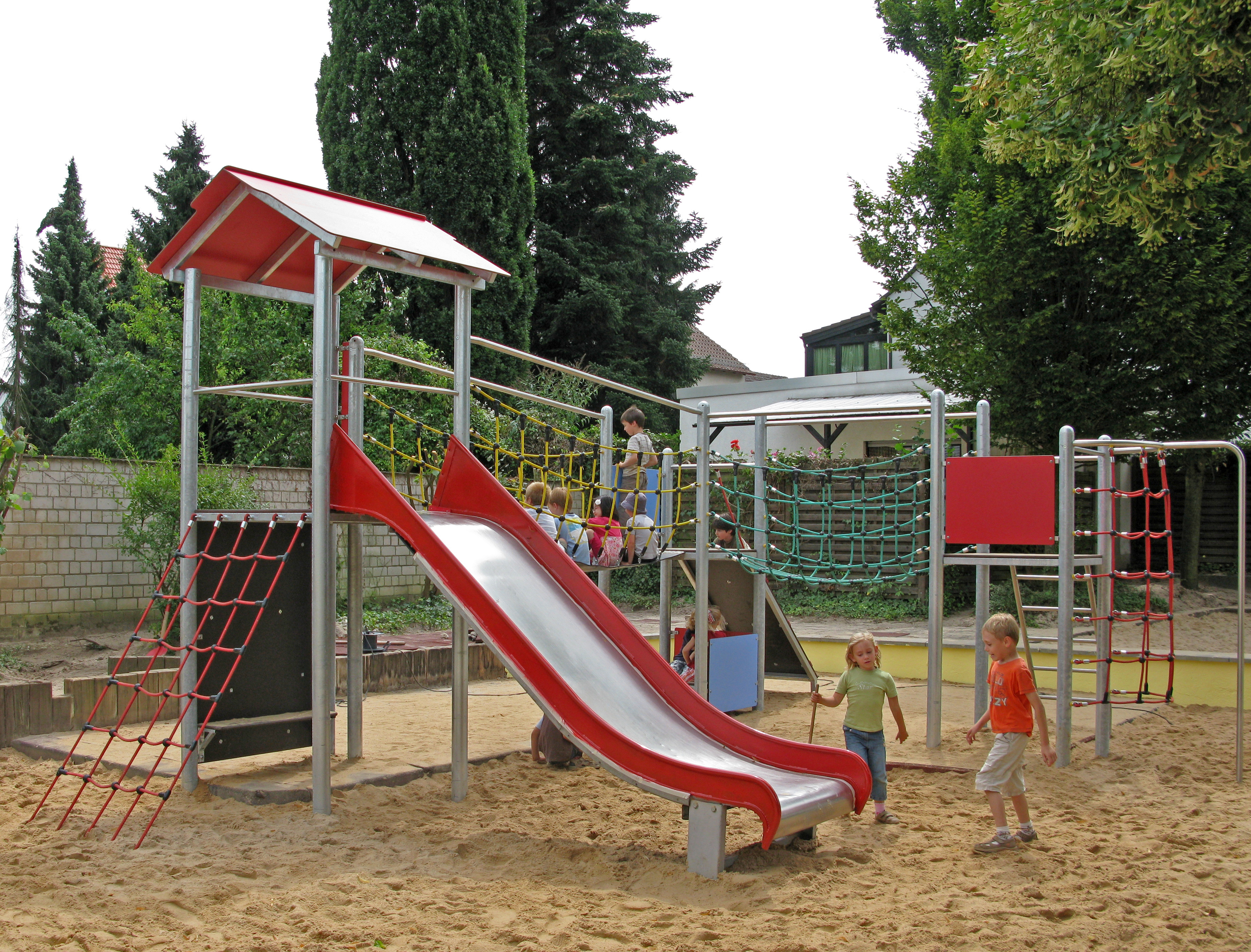 Spielanlage Liederbach Ansicht 2