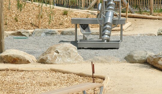 Randabschluss Holzpalisaden 16-18 cm, per lfm Ansicht 3