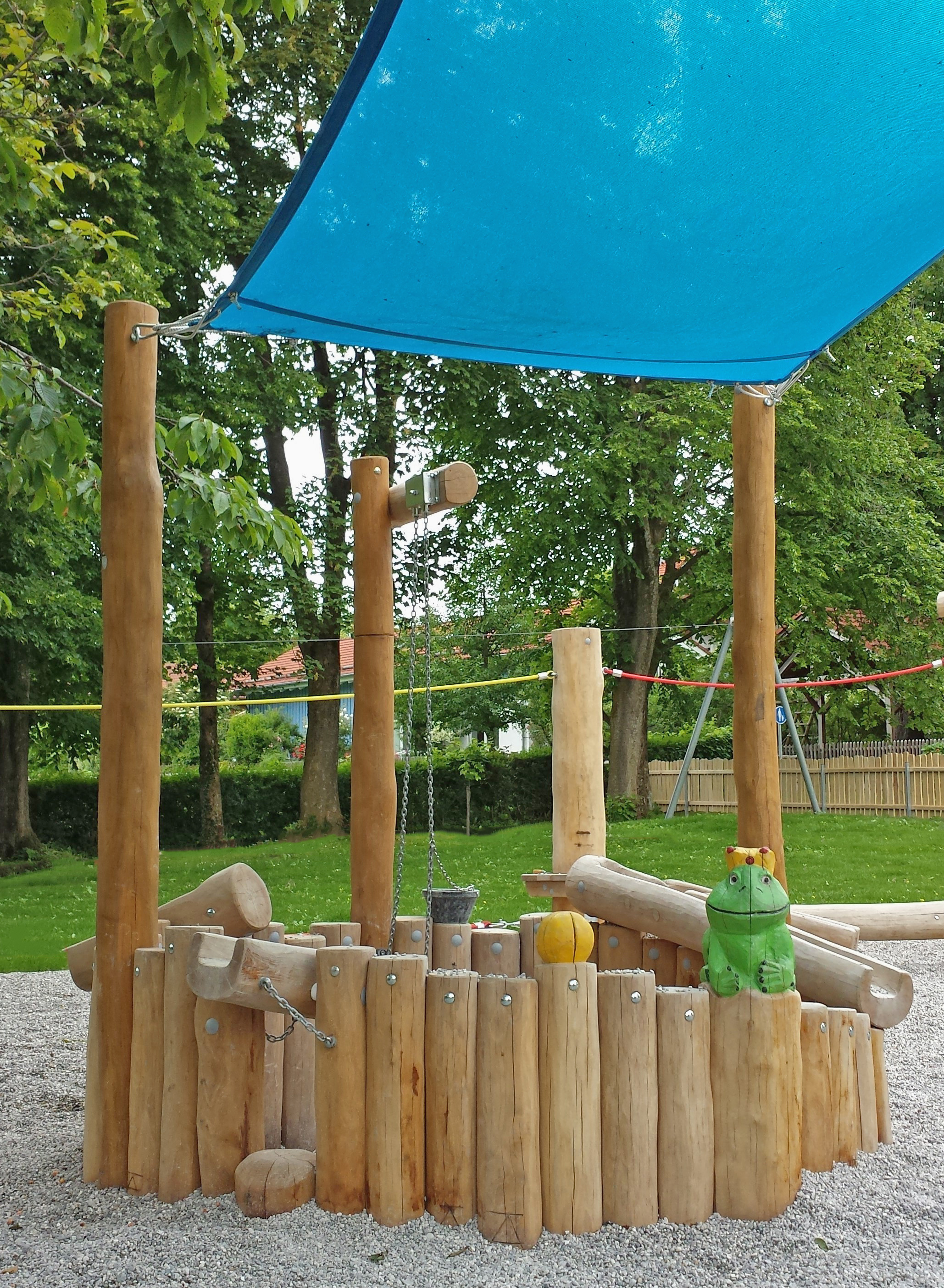 Wunschbrunnen Froschkönig Ansicht 2