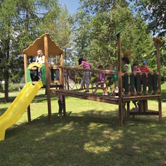 Spielturm "Reiher" Ansicht 3