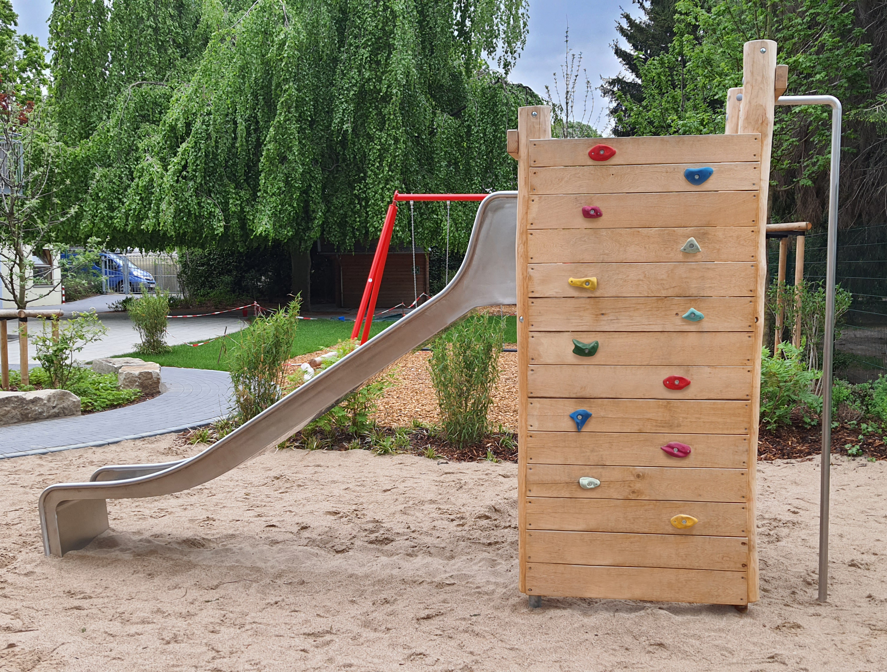 Spielturm Am Rosenkopf Ansicht 4