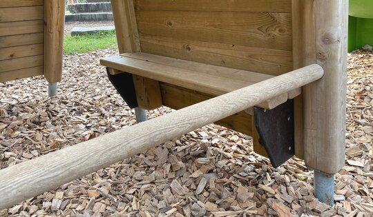 Kletterturm 2 mit 1er Schaukel Ansicht 2