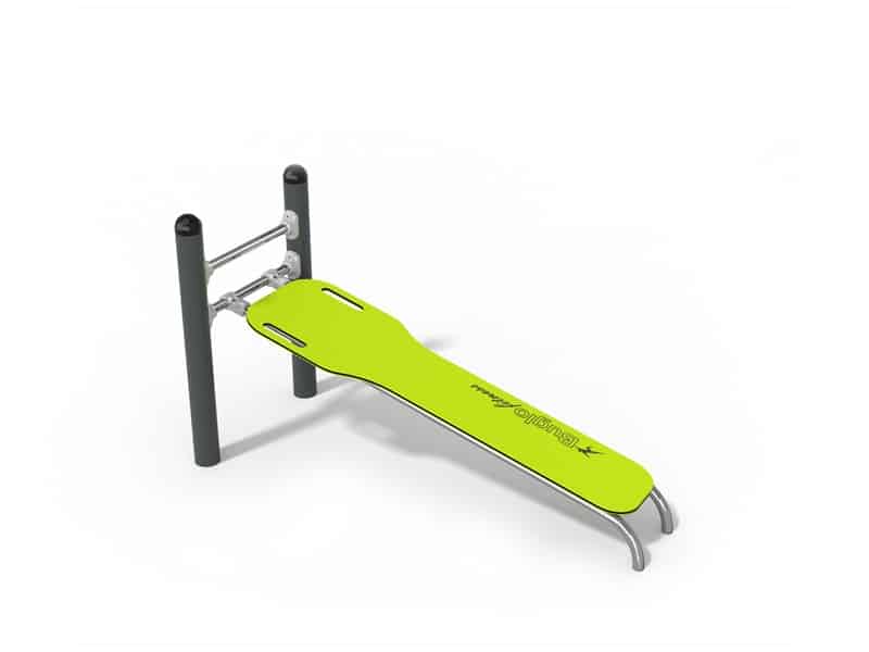 Calisthenics SitUp Bank schräg Ansicht 2