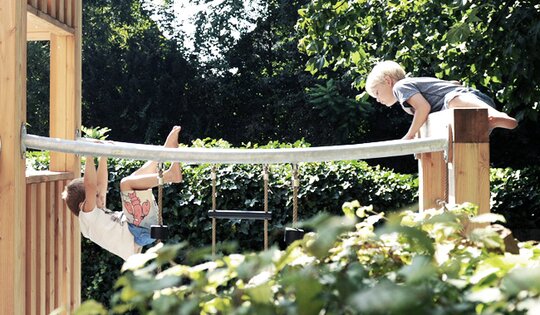 bimbox Spielwelt KAU an Hügel