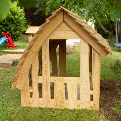 Baumann+Trapp Spielhaus „Waldhütte“ Ansicht 2