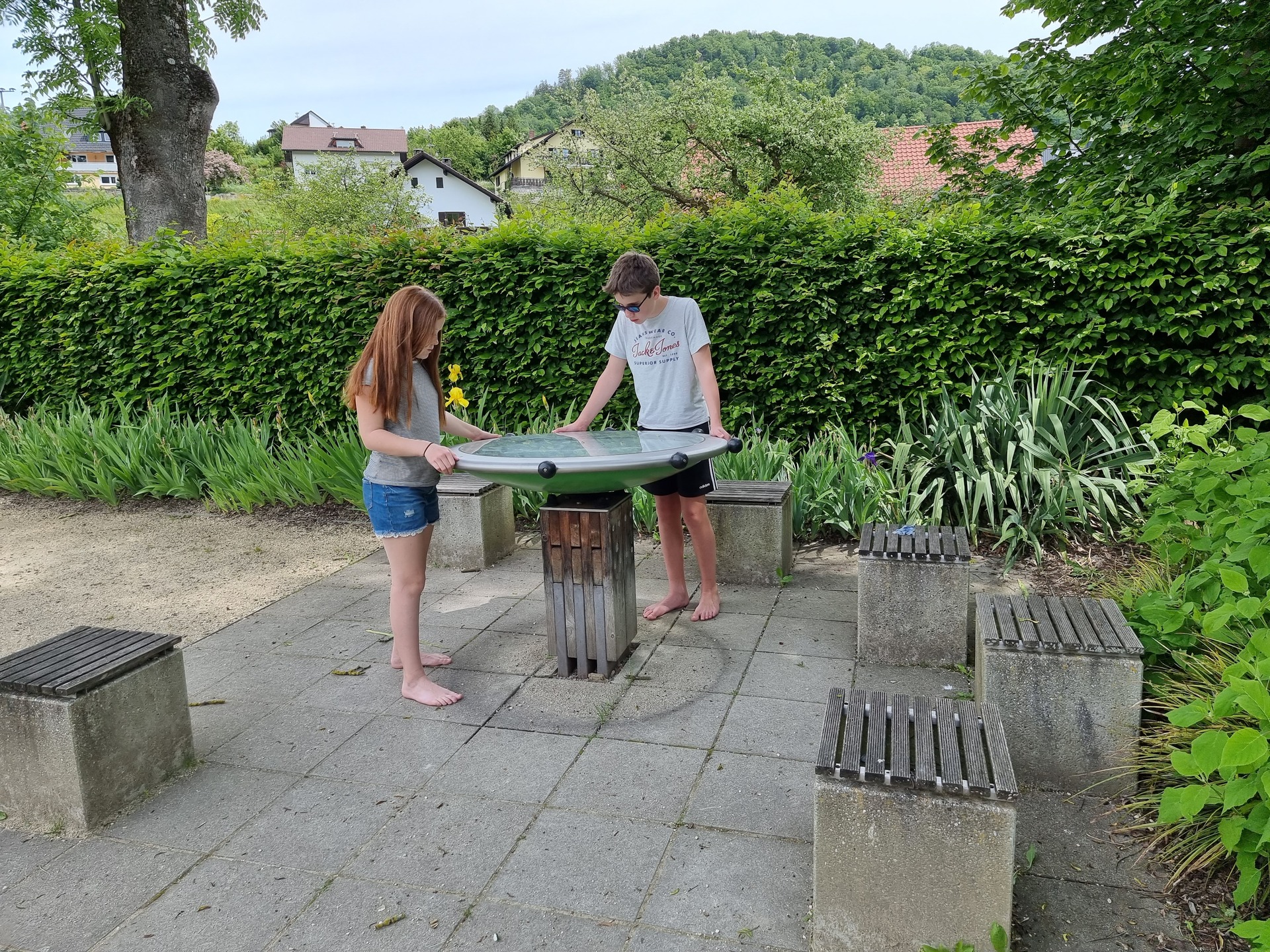 Murmeltisch Ansicht 6