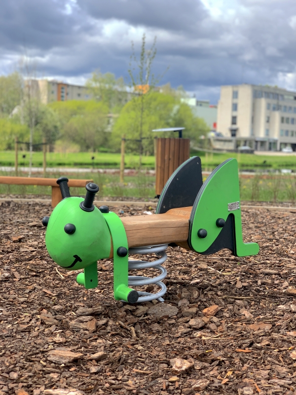Grashüpfer Federwippe Ansicht 4