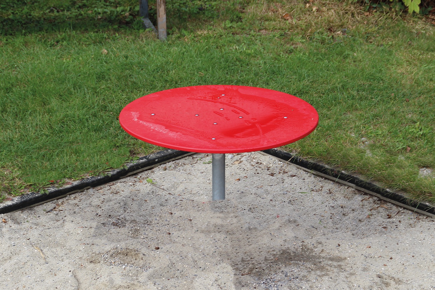 großer Sandspieltisch Rund 087, Ø 90 cm Ansicht 3