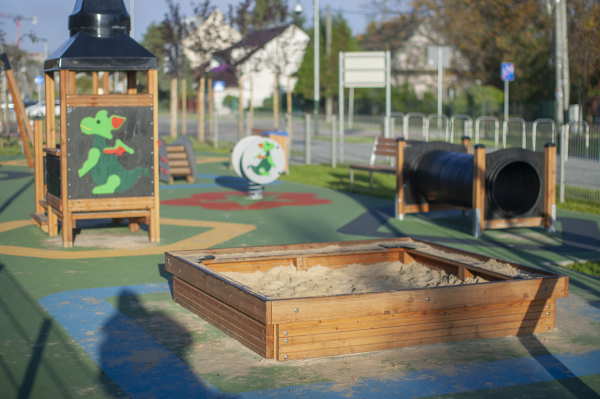 Spielturm mit Drachen Ansicht 5