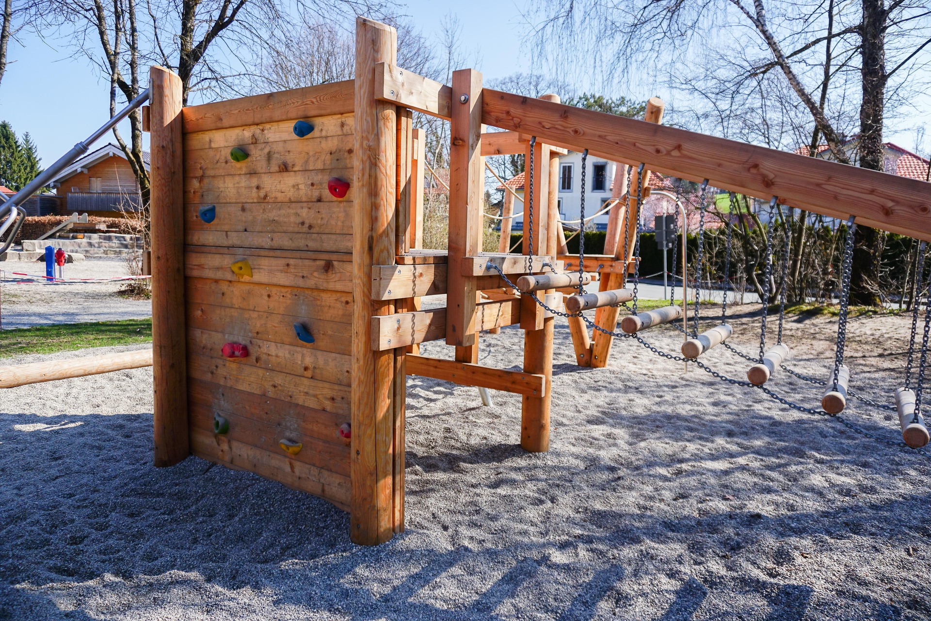 Kletterwand mit 13 Klettergriffen Ansicht 4