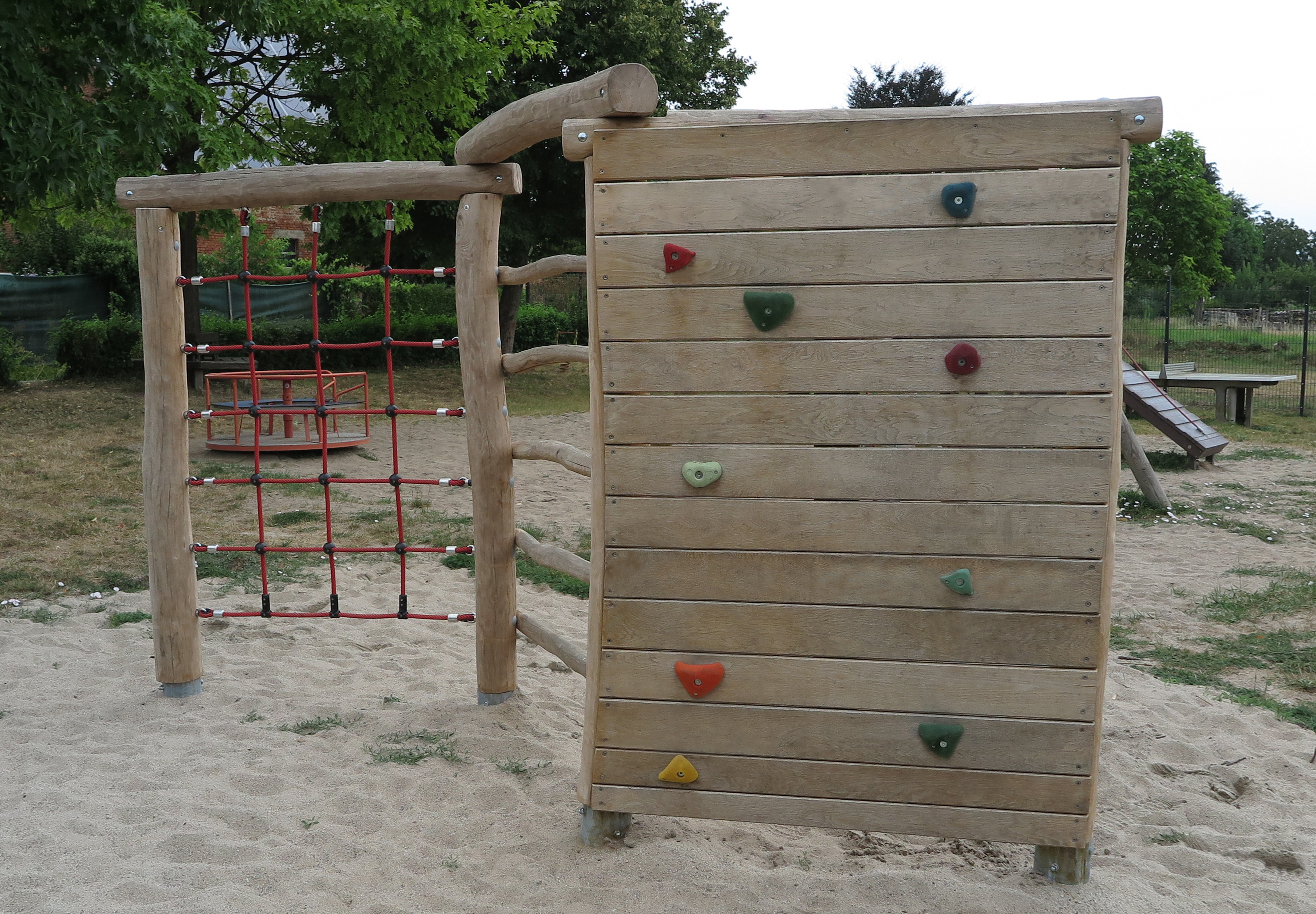 Zick-Zack-Kletterwand 3-teilig Ansicht 2