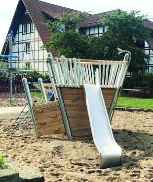 Spielschiff Springe Ansicht 5