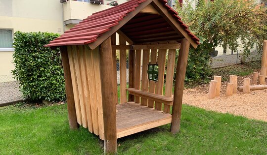 Spielhütte Moritz - lasiert Ansicht 2