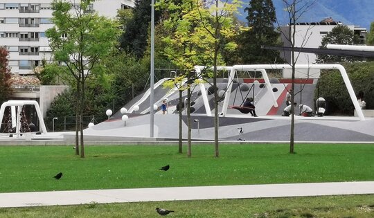 EPDM Gummigranulat Fallschutzboden 150 Ansicht 1