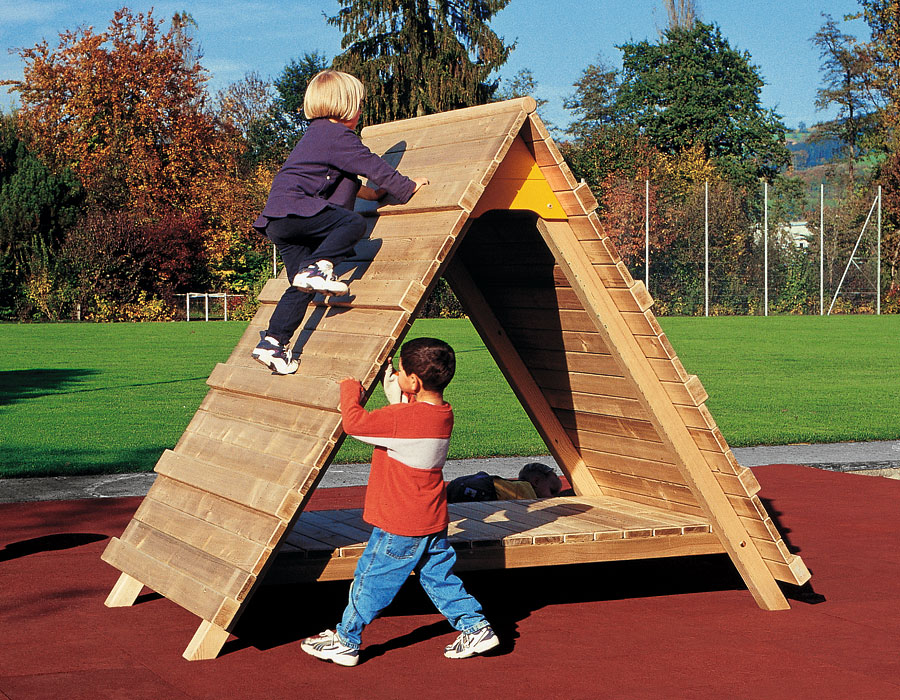 Giebel-Kletterhaus Ansicht 3