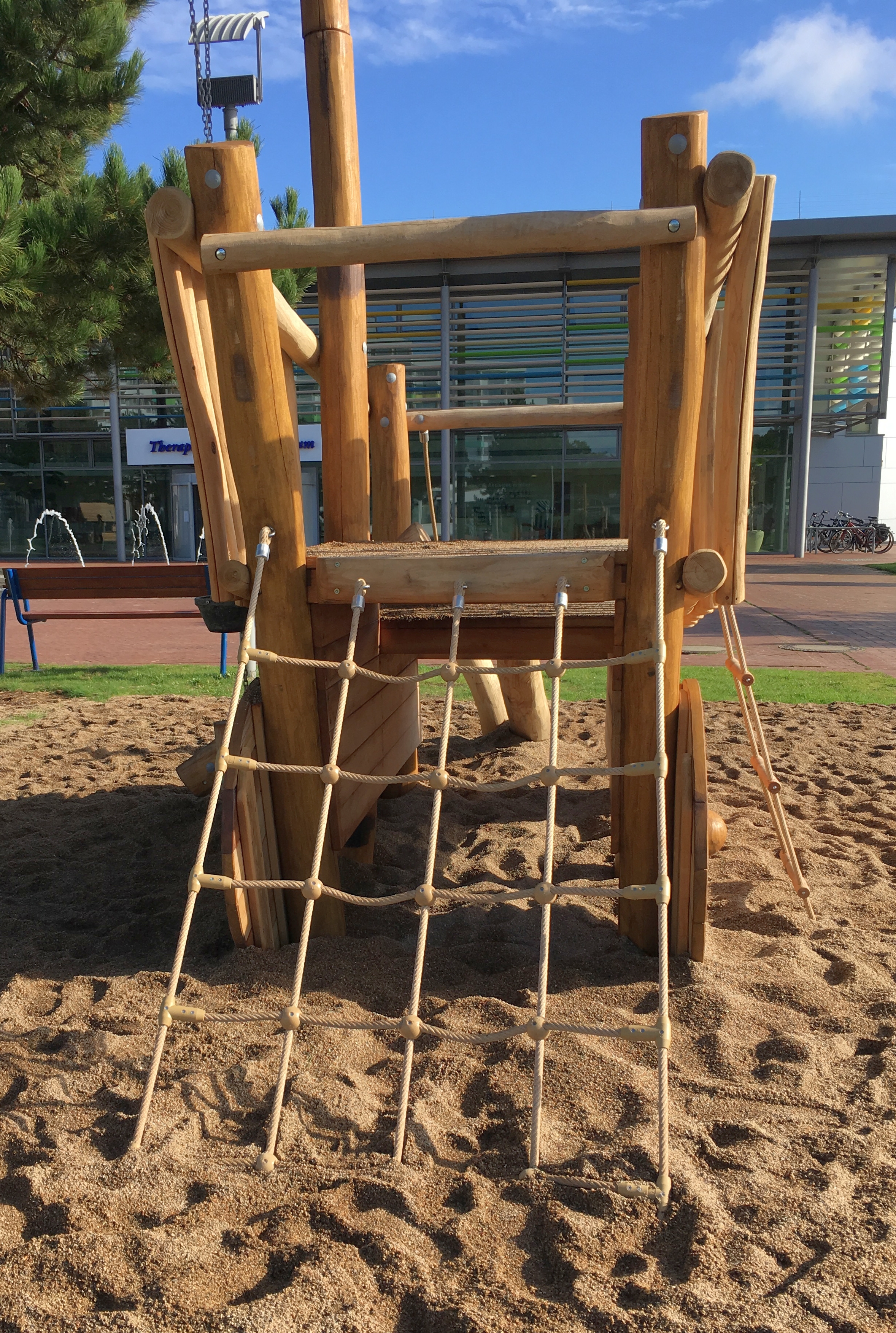 Heuwagen mit Holzrädern Ansicht 5