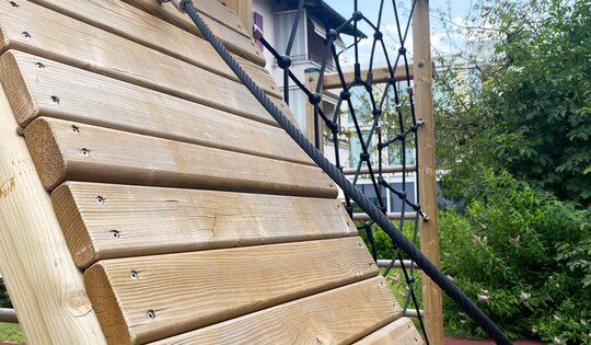 Kletterturm Kombi 1 Ansicht 2