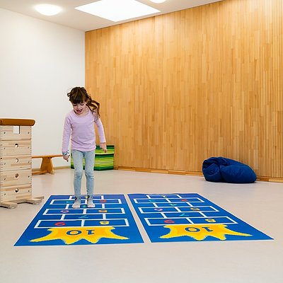 Würfelwelt Spielteppich „Hüpfkönig“ Ansicht 5