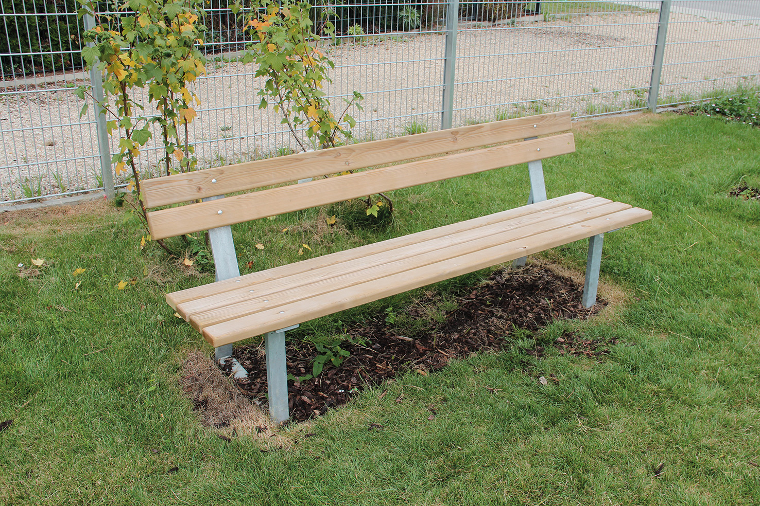 Bank mit Lehne 12003, Weilheim 1 Ansicht 3