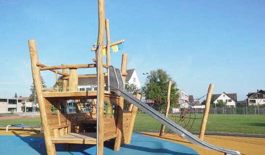 Piratenschiff Black Hook mit Seilgarten - lasiert Ansicht 4