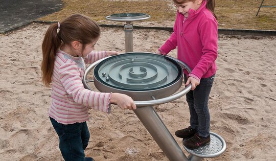 Irrgarten mit Standfläche Ansicht 2