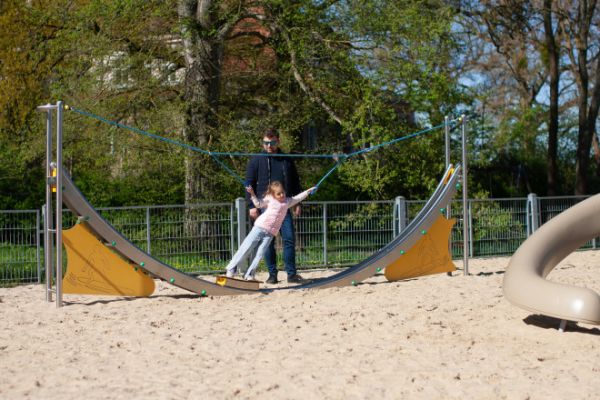 Surfer Ansicht 3
