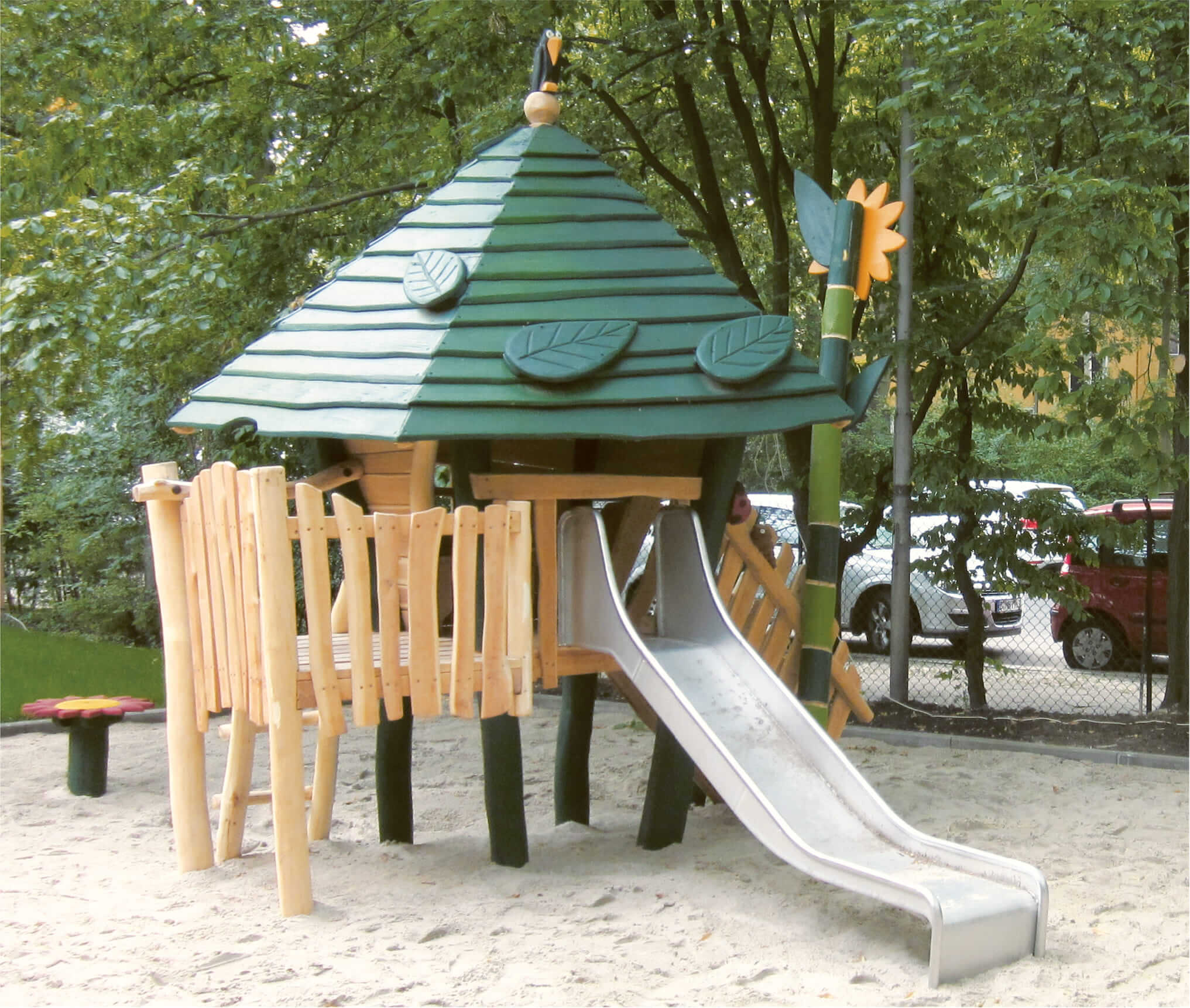 Spielhaus Blätterwald Ansicht 2