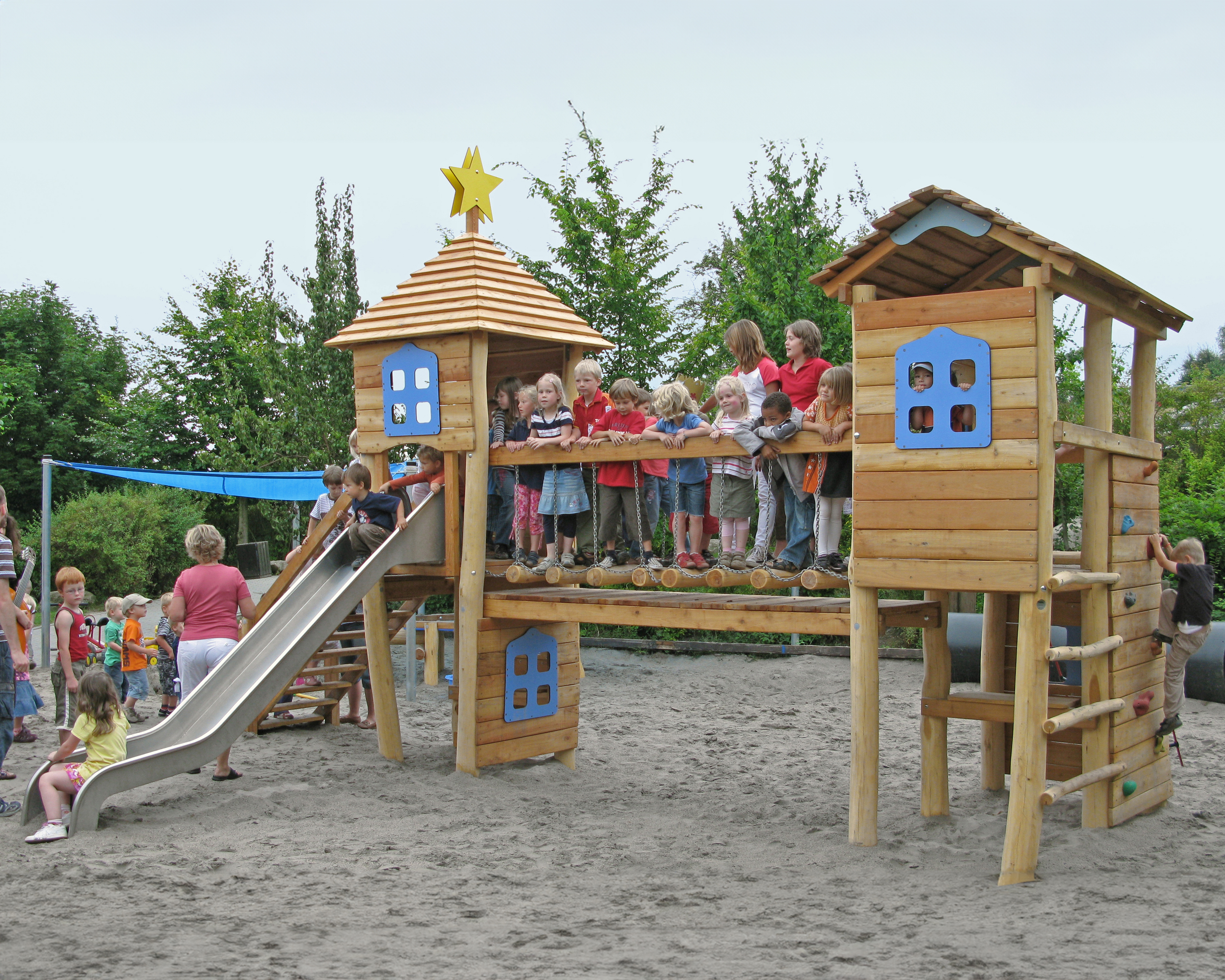 Spielanlage Sternschnuppe Ansicht 2