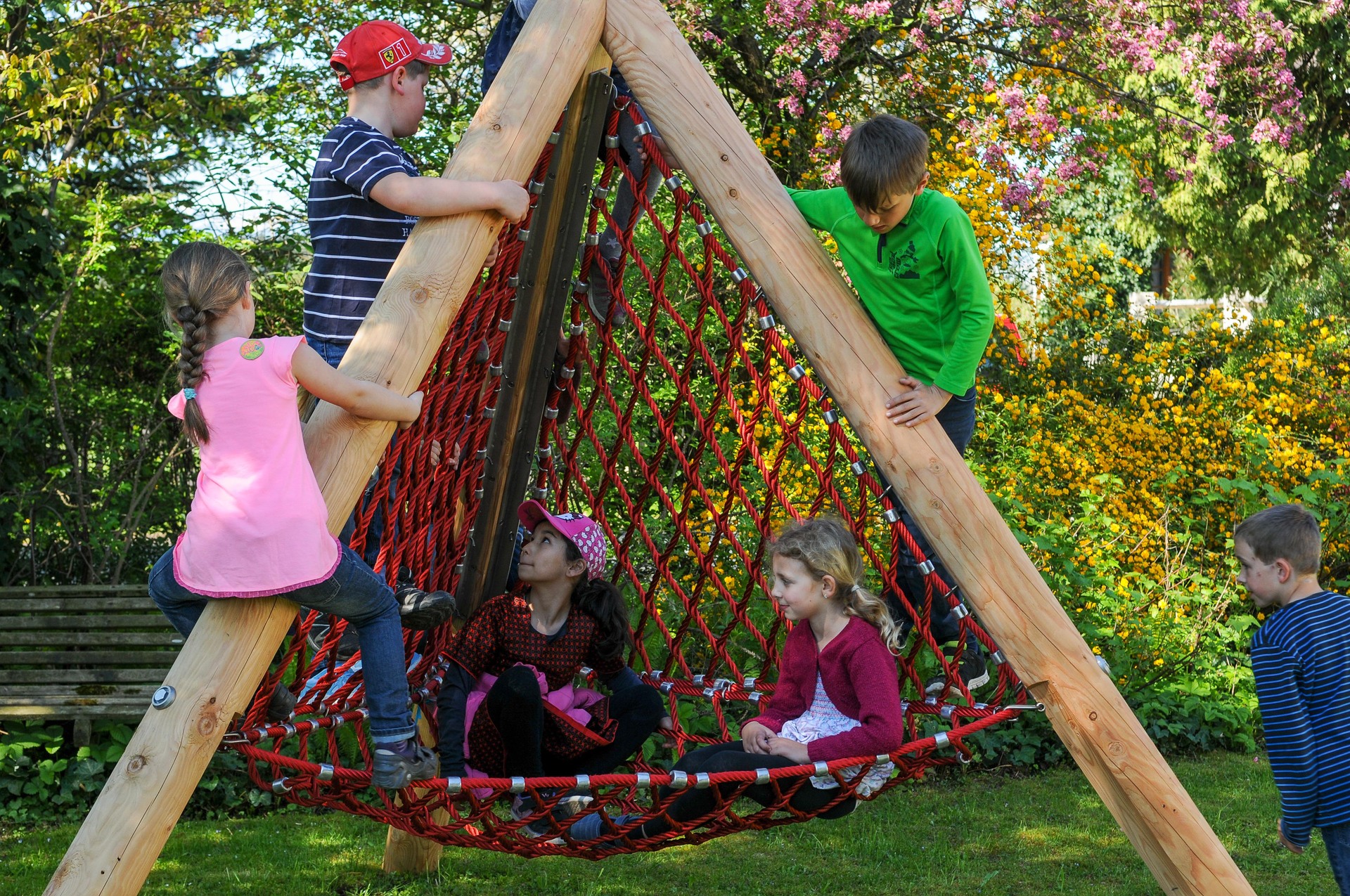 Seilpyramide Ansicht 4