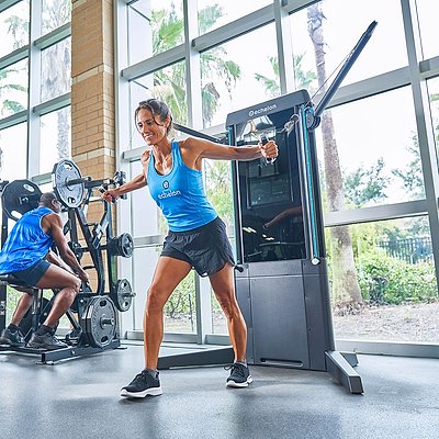 Echelon Kraftstation „Strength Pro Cable Trainer“ Ansicht 3