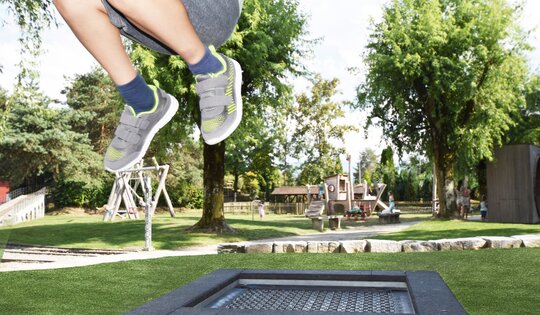 Trampolin Gruppe M3 - bodengleich Ansicht 4