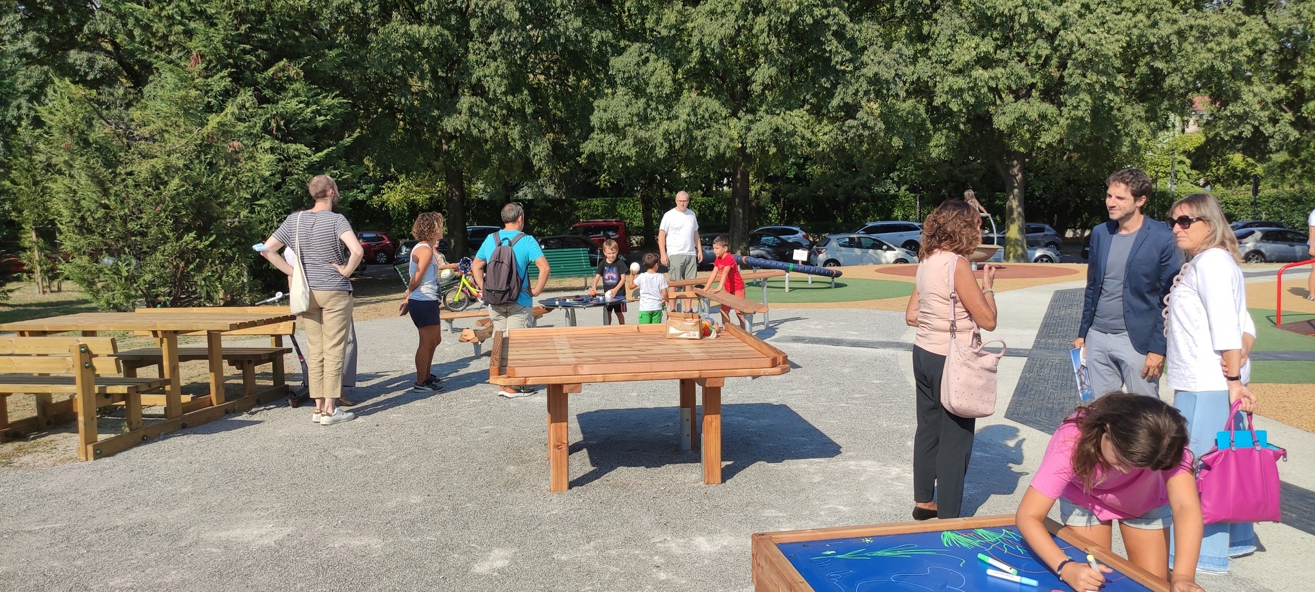 Sandspieltisch für Rollstuhlfahrer Ansicht 6