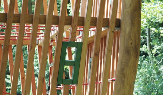 Burgturm L mit Inox Kurvenrutsche style Ansicht 4