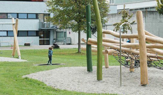 Kletterwolke 1 - lasiert Ansicht 2