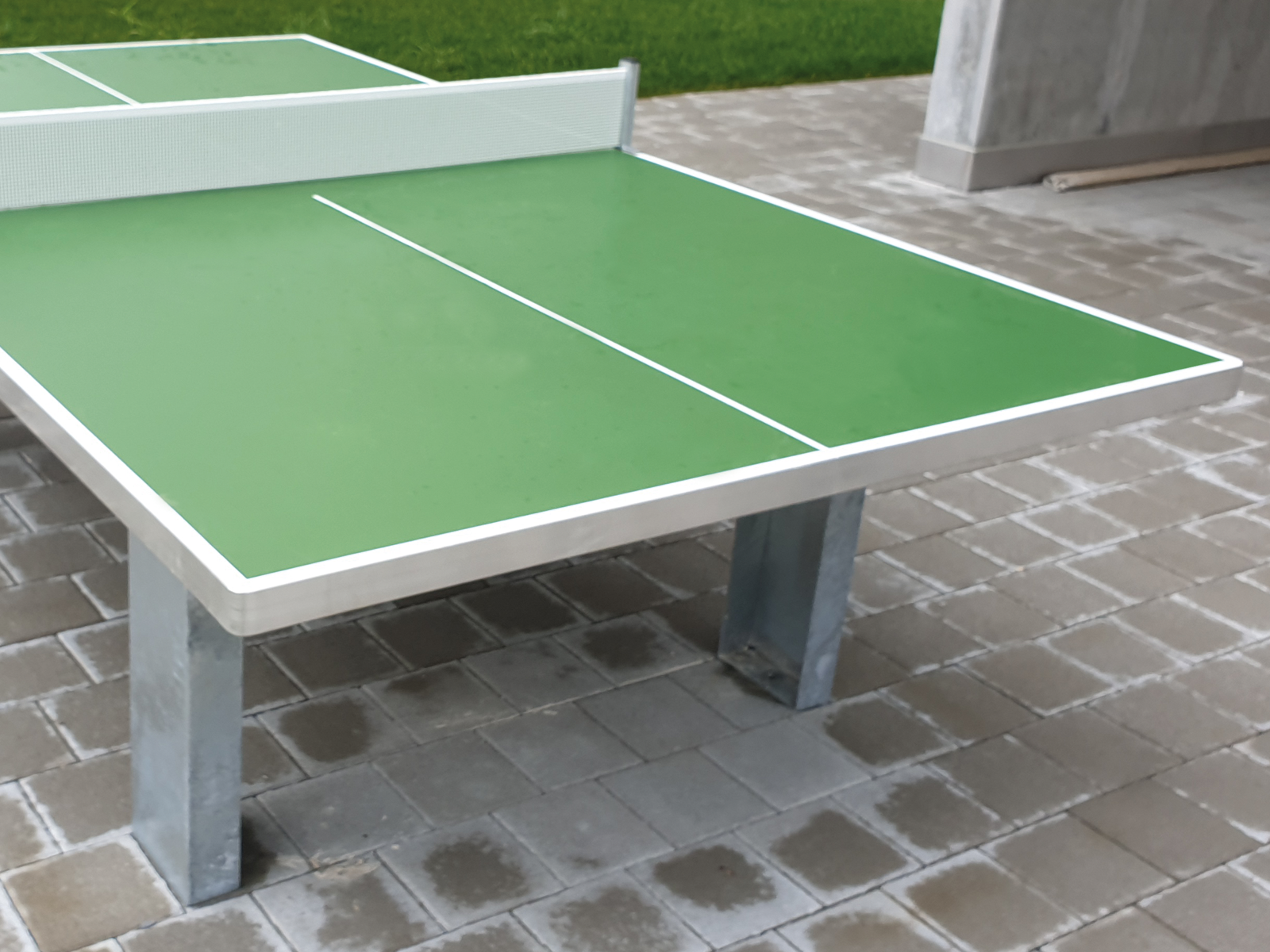 Tischtennistisch-Platte grün Ansicht 1