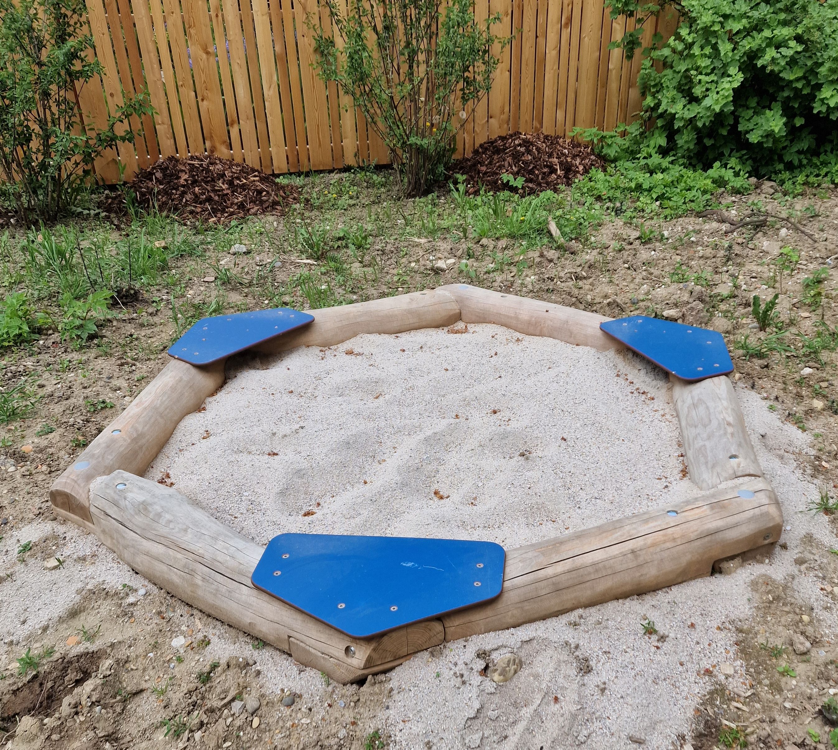 Sandkasten Rundholz Ø3m Ansicht 5