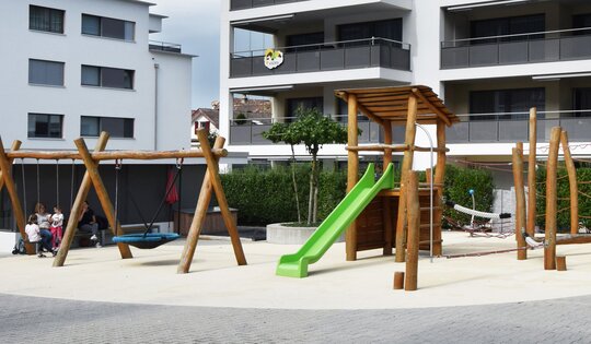 Jägerturm Kletterlandschaft 4 mit Pultdach Ansicht 3